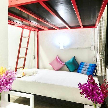 Red Door Heritage Hotel Bangkok Buitenkant foto